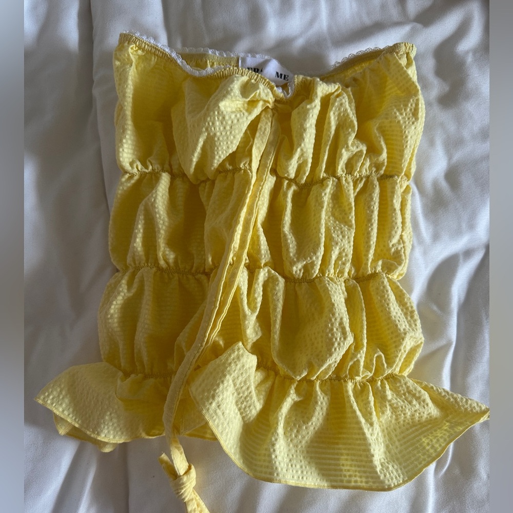 ERA ME Yellow Ruffled Sleeveless Top